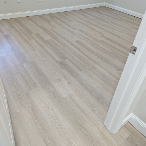 flooring installation in empty space